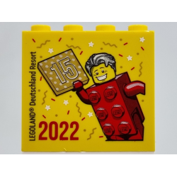 Brick 2 x 4 x 3 with Besuchsmeister 15 Gold 2022 LEGOLAND Deutschland Resort Pattern