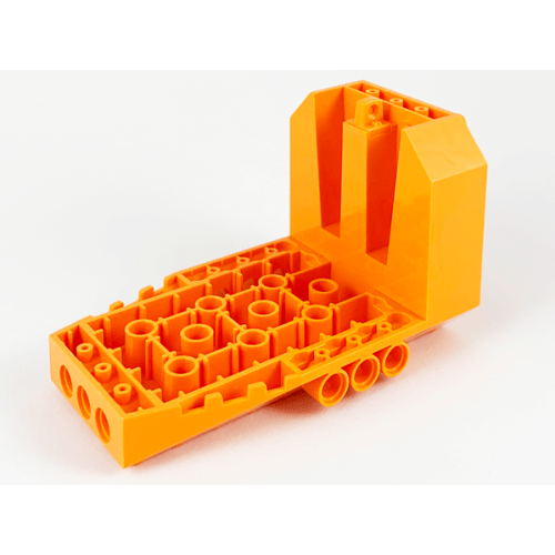 Деталь LEGO 42601c01 Aircraft Fuselage Aft Section Angular Bottom 6 x 10 x 5