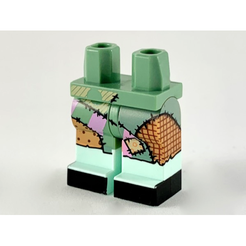 Деталь LEGO 970d45pb01 Hips and 1 Nougat Left Leg, 1 Sand Green Right Leg with Light Aqua Boots, Bright Pink, Medium Nougat and Tan Ragdoll Patchwork, Black Stitching and Toes Pattern