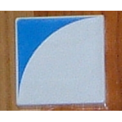 Duplo, Tile 2 x 2 with Shape Blue Inverse Quarter Circle Pattern