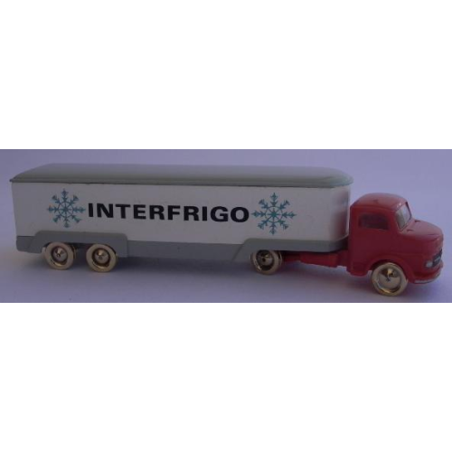 Деталь LEGO 657pb03 HO Scale, Mercedes Refrigerated Truck (Interfrigo, Twin Axle), White Trailer