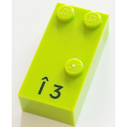 Brick, Braille 2 x 4 with 3 Studs with Black Capital Letter I with Circumflex (Î) / Number 3 Pattern (dots-146 ⠩) (French with Antoine Numbers)