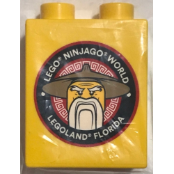 Duplo, Brick 1 x 2 x 2 with LEGO Ninjago World LEGOLAND Florida Sensei Wu Pattern Duplo, Brick 1 x 2 x 2 with LEGO Ninjago World LEGOLAND Florida Sensei Wu Pattern