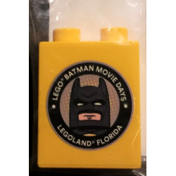 Duplo, Brick 1 x 2 x 2 with LEGO Batman Movie Days LEGOLAND Florida Pattern Duplo, Brick 1 x 2 x 2 with LEGO Batman Movie Days LEGOLAND Florida Pattern