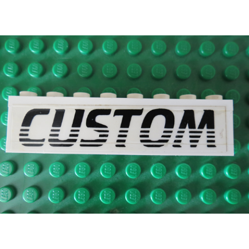 Деталь LEGO BA061pb01 Stickered Assembly 8 x 1 x 1 2/3 with Black 'CUSTOM' Pattern (Sticker) - Set 5550 - 1 Brick 1 x 8, 2 Plate 1 x 8