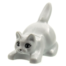 Cat, Crouching with Black Eyes, Eyelashes and Nose Pattern
