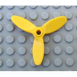 Propeller 3 Blade 5.5 Diameter, Small Pin Hole Propeller 3 Blade 5.5 Diameter, Small Pin Hole