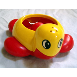 Primo Animal Turtle Base with Center Stud and Yellow Body - Red