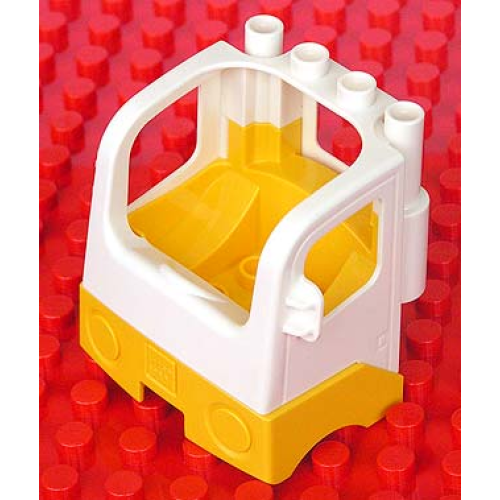 Деталь LEGO 48125c02 Duplo Cabin Truck Semi-Tractor Cab with Yellow Base