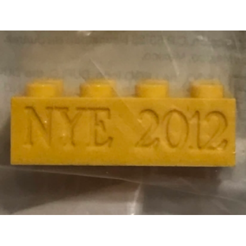 Деталь LEGO 3001pb138 Brick 2 x 4 with Engraved NYE 2012 Pattern
