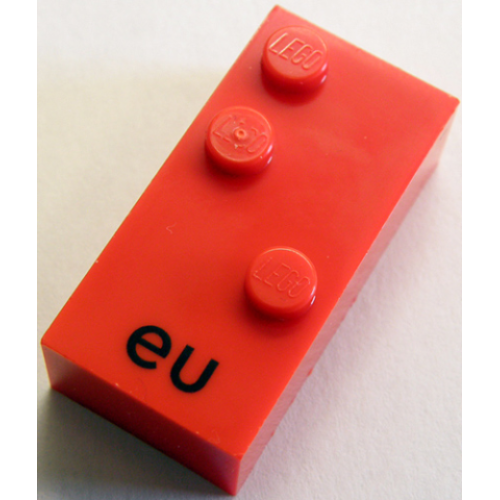 Деталь LEGO 60311pb02 Brick, Braille 2 x 4 with 3 Studs with Black Lowercase Letters eu Pattern (dots-126 ⠣) (German)