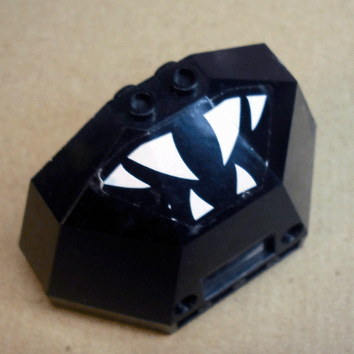 Деталь LEGO 6085pb001 Cockpit 5 x 8 x 3 (Windscreen Bottom) with White Pointed Teeth Pattern (Sticker) - Set 2160