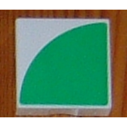 Duplo, Tile 2 x 2 with Shape Green Quarter Circle Pattern