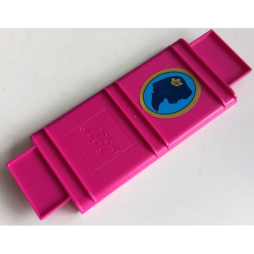 Деталь LEGO 65200pb09 Container, Book Cover Binding, 16 x 6 x 1 (Storybook Adventures) with Dark Blue Mulan Silhouette with Gold Flower on Medium Azure Background, Oval Border Pattern (Sticker) - Set 43174