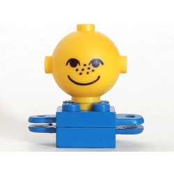 Homemaker Figure / Maxifigure Torso Assembly with Yellow Head with Black Eyes, Freckles, and Smile Pattern (792c03 / 685px3)