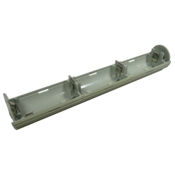 Electric 4.5V 3 C-Cell Battery Box (Bottom Half) 4 x 22 Electric 4.5V 3 C-Cell Battery Box (Bottom Half) 4 x 22