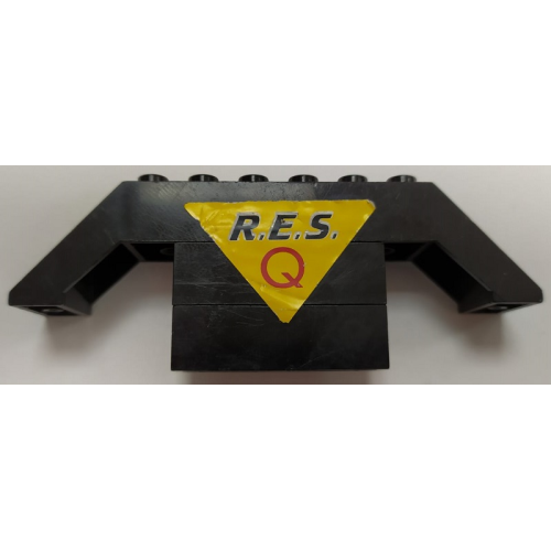 Деталь LEGO BA279pb01 Stickered Assembly 10 x 2 x 3 with Black 'R.E.S.' and Red 'Q' on Yellow Triangle Pattern (Sticker) - Set 6479 - 1 Slope 45 10 x 2 x 2 Double, 2 Brick 1 x 4