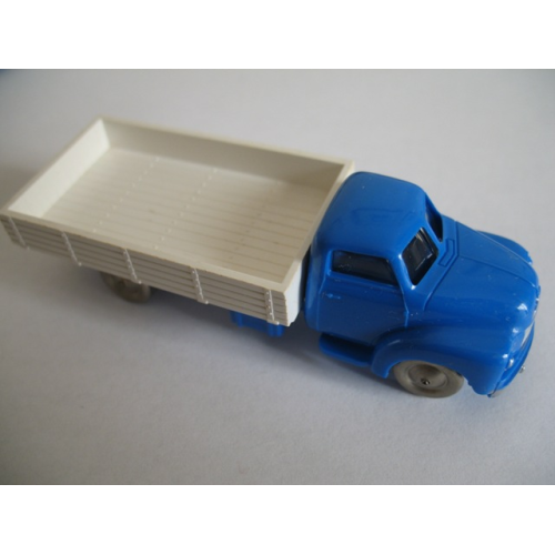 Деталь LEGO 253pb01 HO Scale, Bedford Flatbed (Indicators on front)