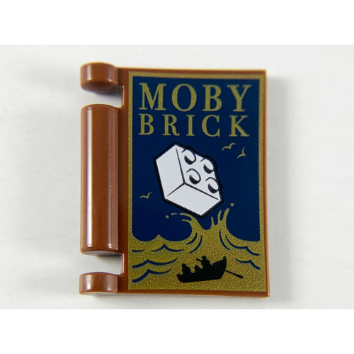 Деталь LEGO 24093pb026 Minifigure, Utensil Book Cover with Gold Ocean and 'MOBY BRICK', White Brick, Black Rowboat Pattern