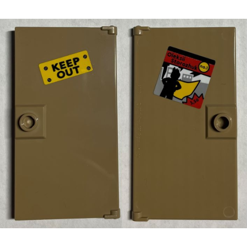 Деталь LEGO 60616pb082 Door 1 x 4 x 6 with Stud Handle with 'KEEP OUT' Sign and Poster with Silhouette, Yellow Cape and 'Oleksii Storozhuk' on Back Pattern (Sticker) - Set 21330