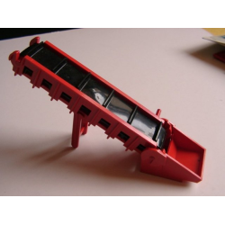 Conveyor Belt Inclined - Red