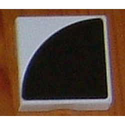 Duplo, Tile 2 x 2 with Shape Black Quarter Circle Pattern