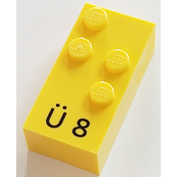 Brick, Braille 2 x 4 with 4 Studs with Black Capital Letter U with Diaeresis (Ü) / Number 8 Pattern (dots-1256 ⠳) (French with Antoine Numbers)