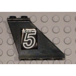 Tail 4 x 1 x 3 with White 'TEAM 5' Pattern on Right Side (Sticker) - Set 5581