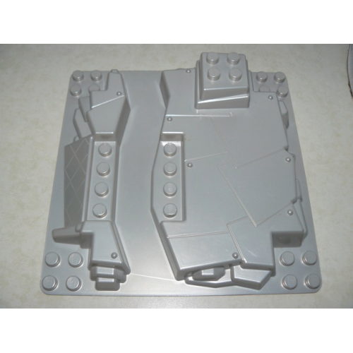 Деталь LEGO 44536 Duplo, Baseplate Raised 12 x 12 with 4 Studs in Each Corner and Ridge