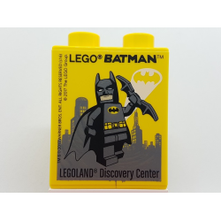 Duplo, Brick 1 x 2 x 2 with LEGO Batman 2017 LEGOLAND Discovery Center Pattern Duplo, Brick 1 x 2 x 2 with LEGO Batman 2017 LEGOLAND Discovery Center Pattern