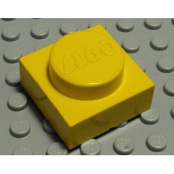 Jumbo Plate 1 x 1 - Yellow