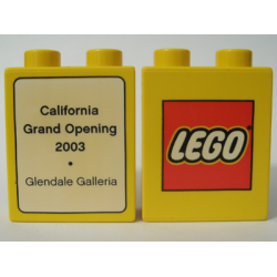 Duplo, Brick 1 x 2 x 2 with The LEGO Store California, Glendale Galleria 2003 Pattern Duplo, Brick 1 x 2 x 2 with The LEGO Store California, Glendale Galleria 2003 Pattern