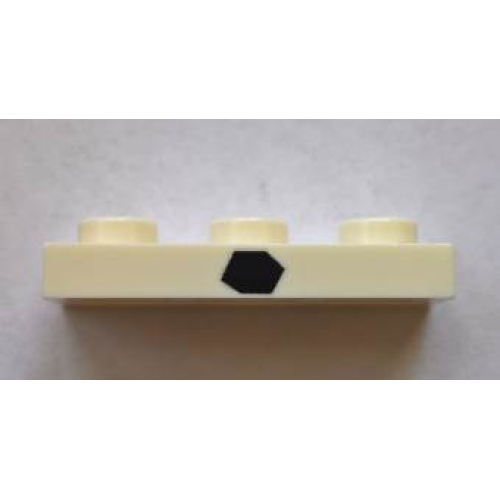 Деталь LEGO 3623pb010 Plate 1 x 3 with Black Hexagon Pattern (BrickHeadz Olaf Chest)