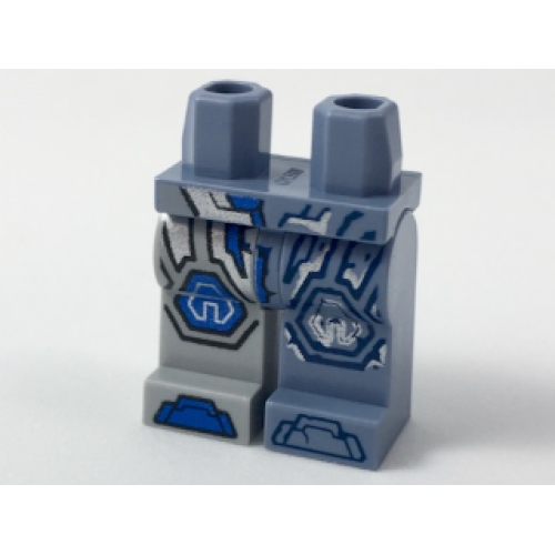 Деталь LEGO 970d40pb01 Hips and 1 Sand Blue Left Leg, 1 Light Bluish Gray Right Leg with Nexo Knights Armor Pattern