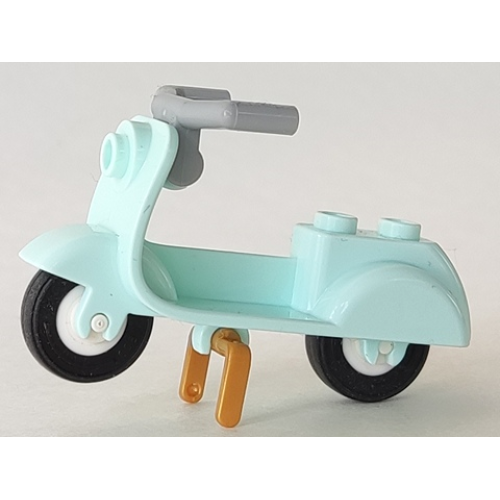 Деталь LEGO 15396c01 Scooter with Pearl Gold Stand, Light Bluish Gray Angular Handlebars, and White Wheels - Light Aqua