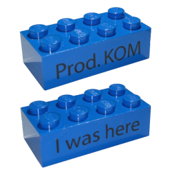 Brick 2 x 4 with Black 'I was here' Front and 'Prod. KOM' Back Kornmarken Factory Tour Pattern - Blue