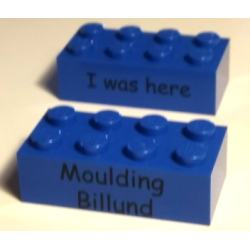Brick 2 x 4 with Kornmarken Factory Tour Black 'I was here' and 'Moulding Billund' Pattern on Opposite Sides - Blue