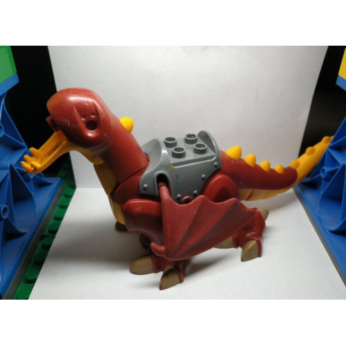 Деталь LEGO 5334c03pb01 Duplo Dragon Body with Wings Large with Variably Colored Underside - Dark Red