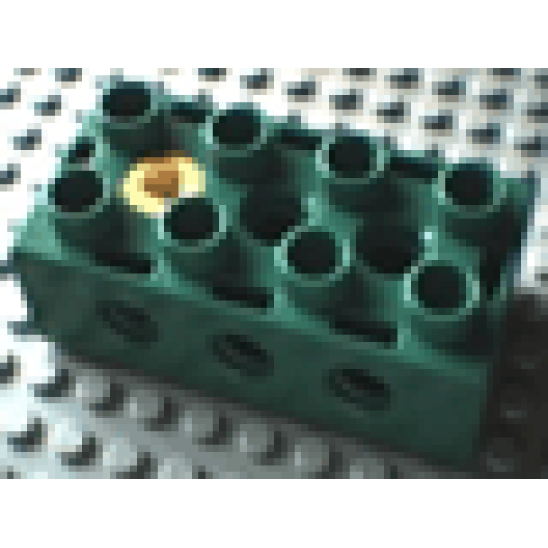 Деталь LEGO 31184c01 Duplo, Toolo Brick 2 x 4 with Holes on Sides and Top and 1 Screw in Top - Green